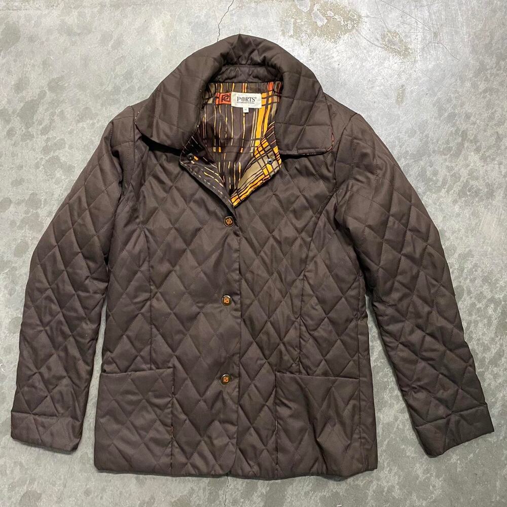 Brown quilted jacket with plaid